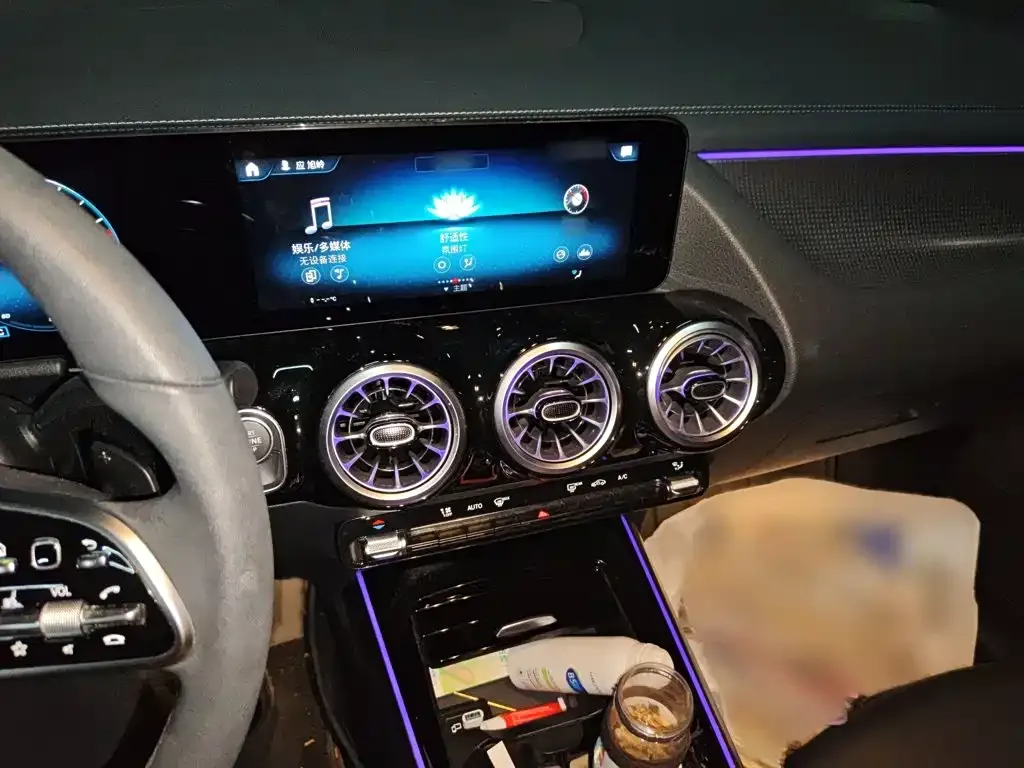 Mercedes-Benz GLA — фото 6