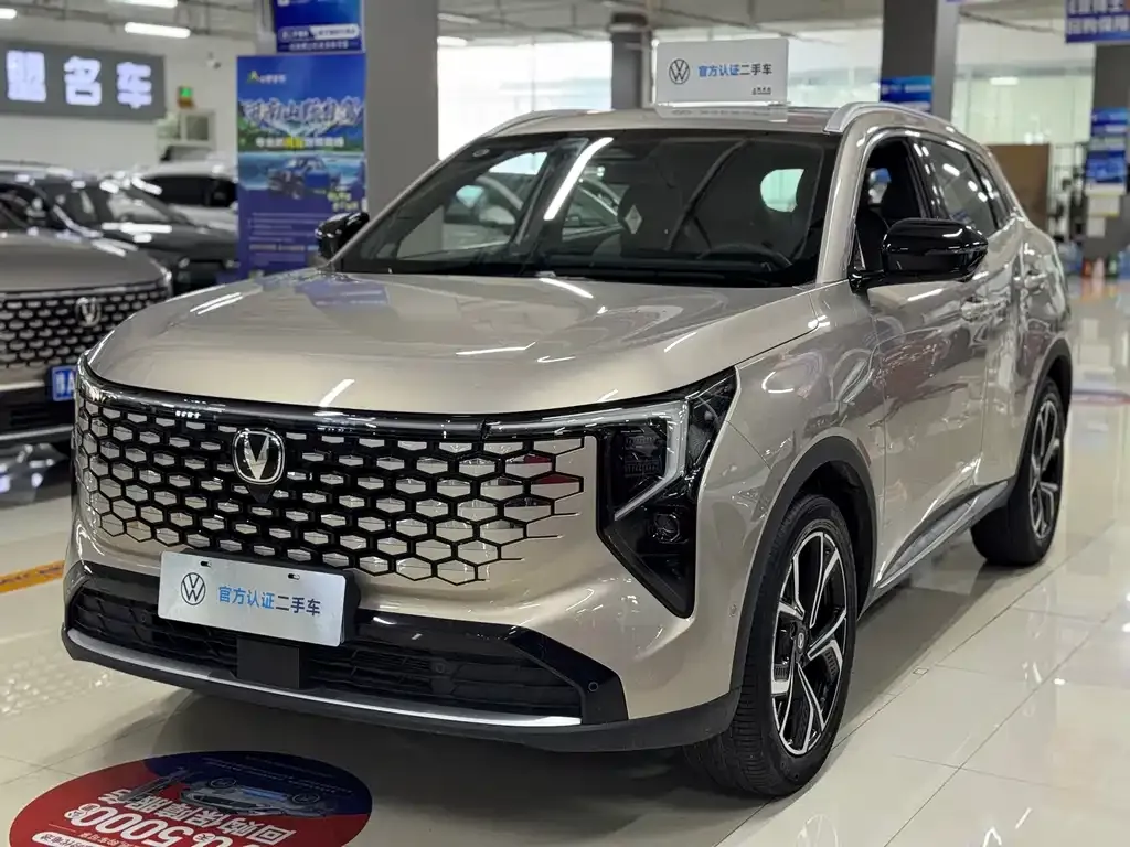 Changan CS55PLUS — фото 1