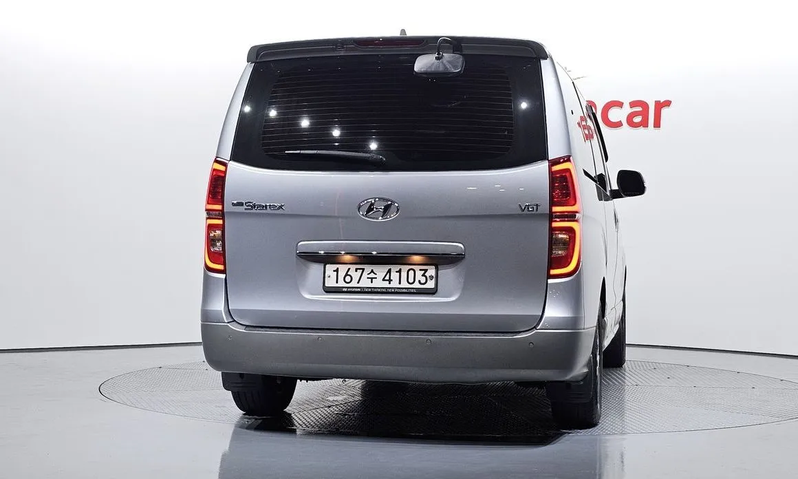 Hyundai Starex — фото 4