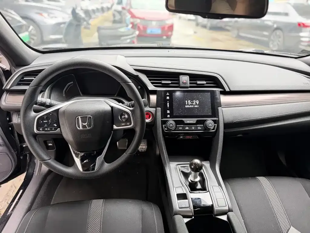 Honda Civic — фото 5