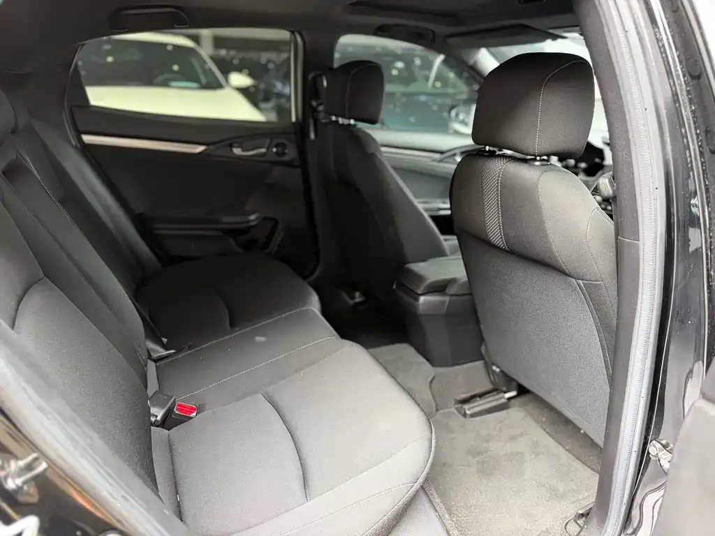 Honda Civic — фото 4