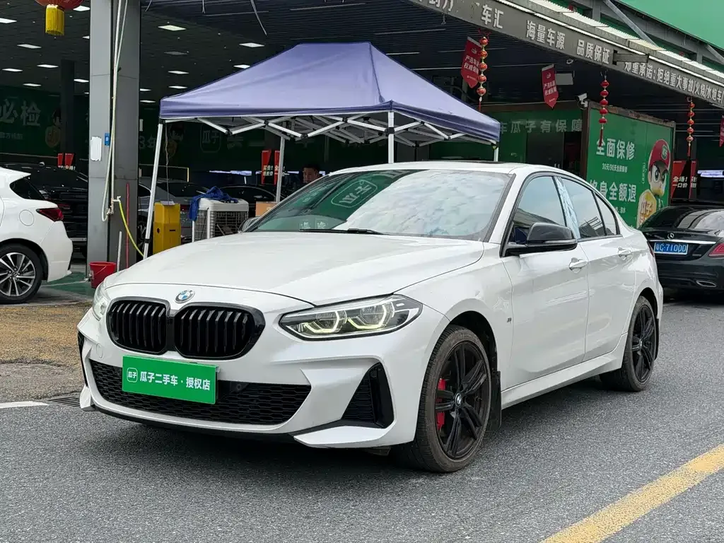 BMW 1 Series — фото 1