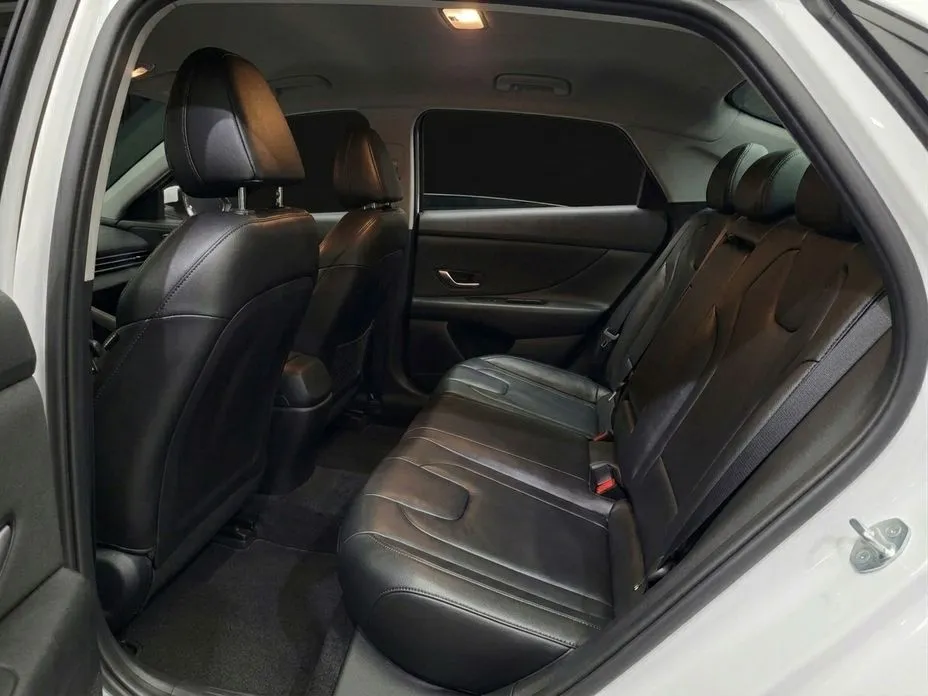 Hyundai AVANTE — фото 9