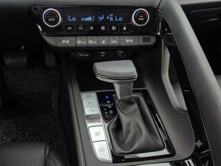Hyundai AVANTE — фото 2