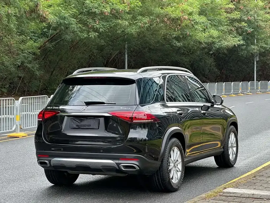 Mercedes-Benz GLE (Import) — фото 10