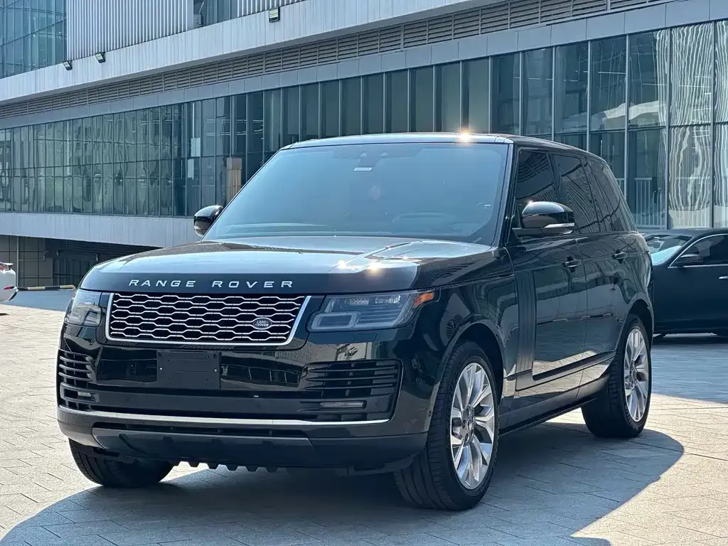 Land Rover Range Rover — фото 1