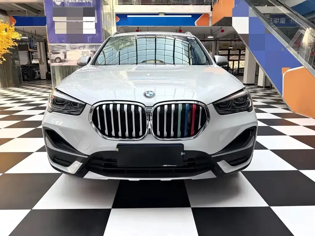 BMW X1 — фото 3