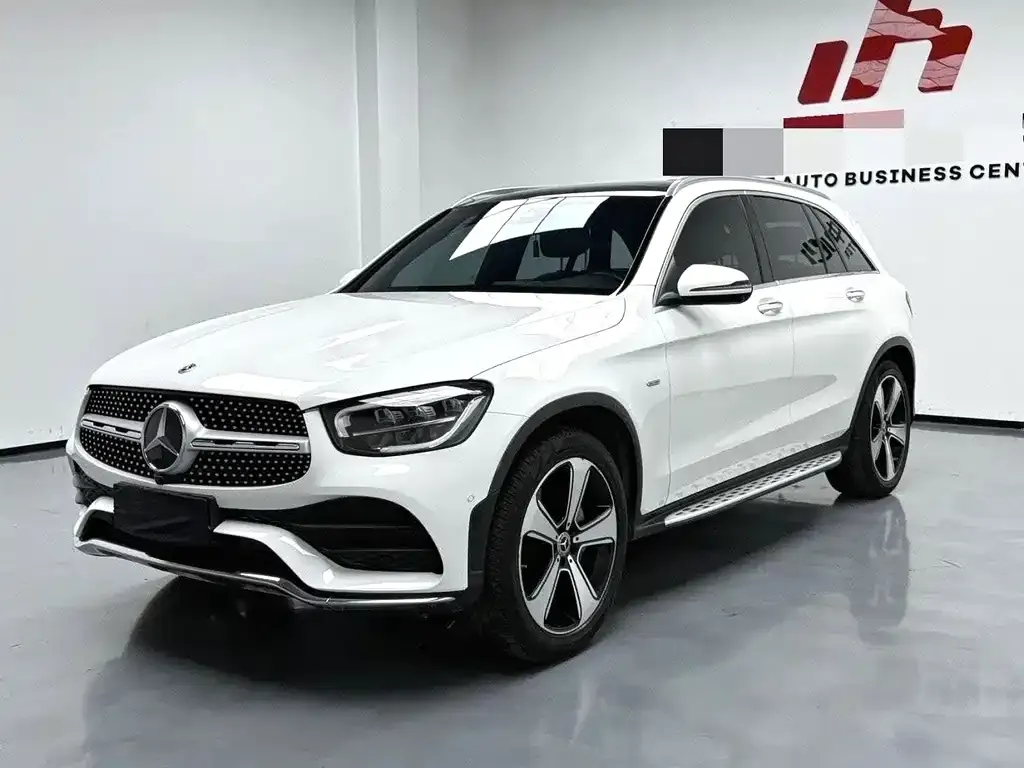 Mercedes-Benz GLC — фото 1