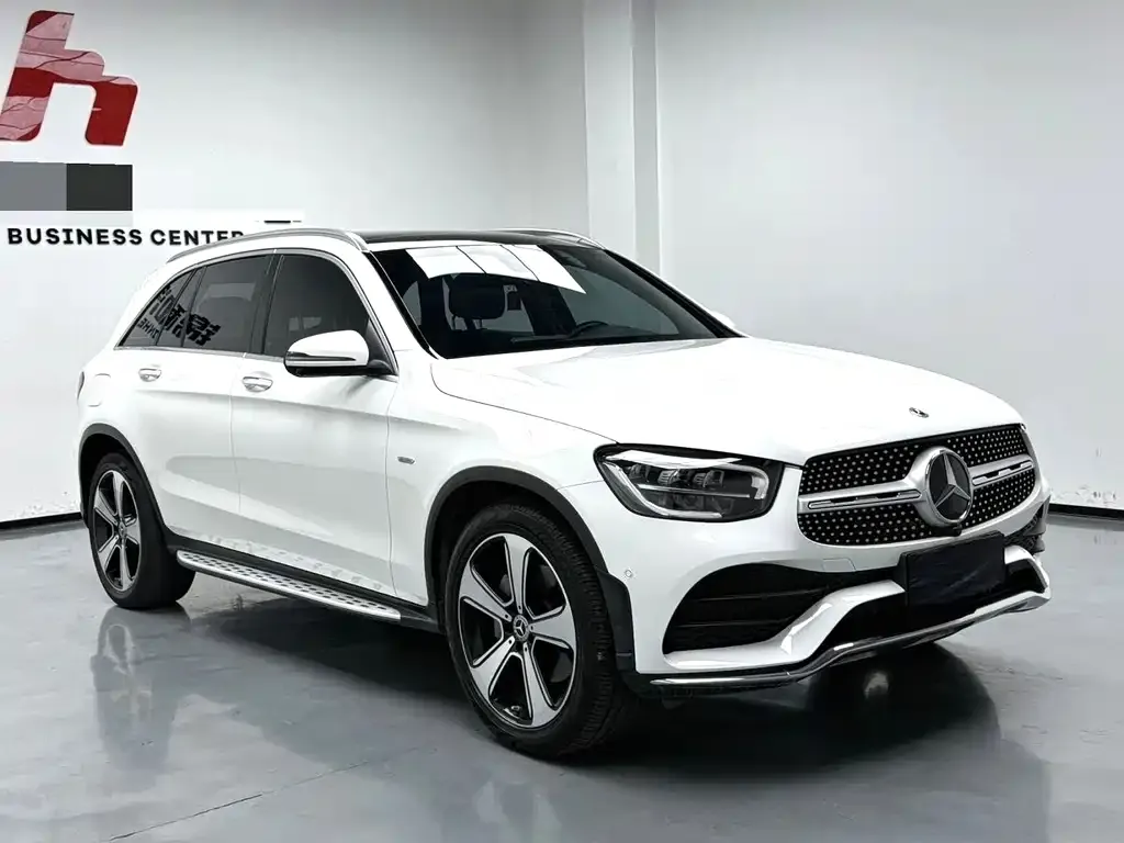 Mercedes-Benz GLC — фото 6