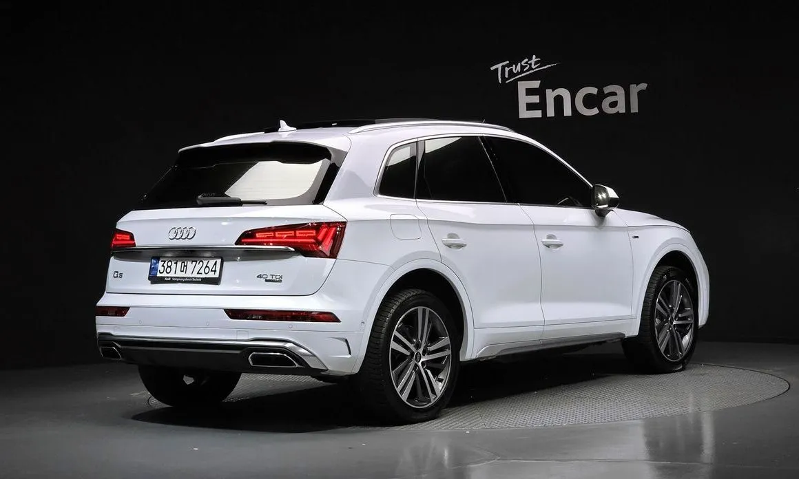Audi Q5 — фото 8