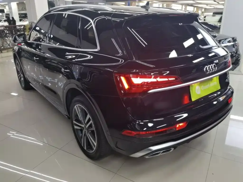 Audi Q5L — фото 3