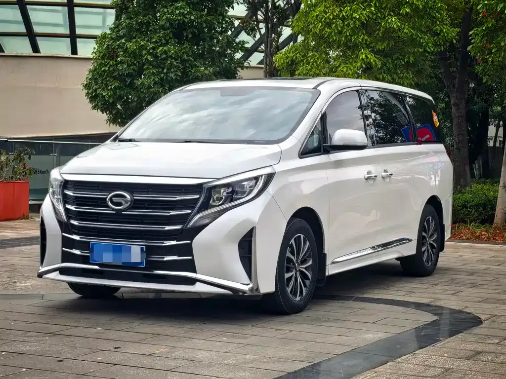 GAC Motor Trumpchi M8 — фото 1
