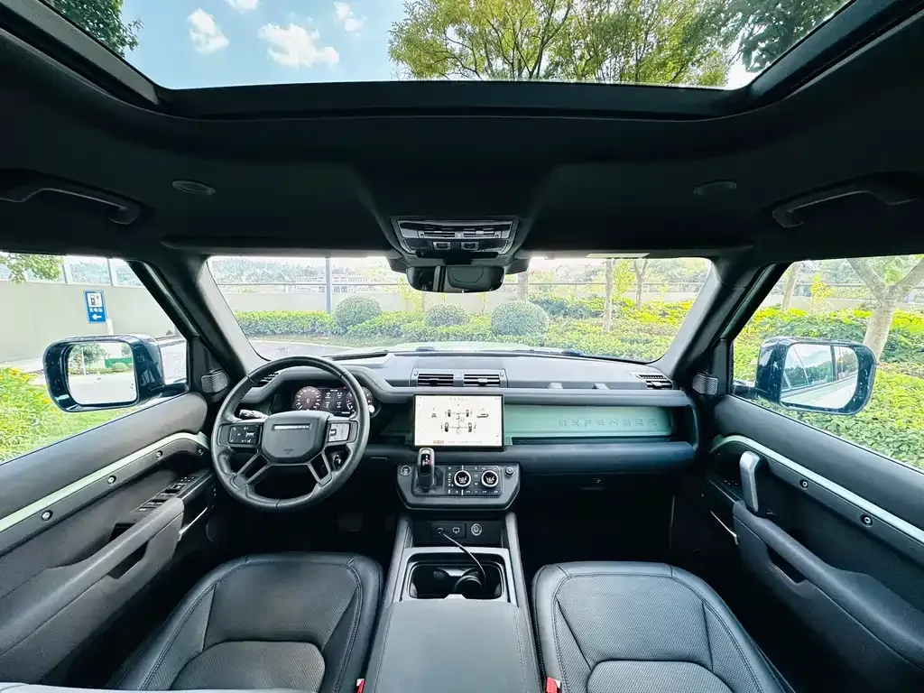 Land Rover Defender — фото 2