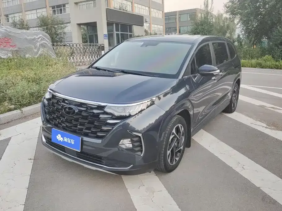 Hyundai Custo — фото 1