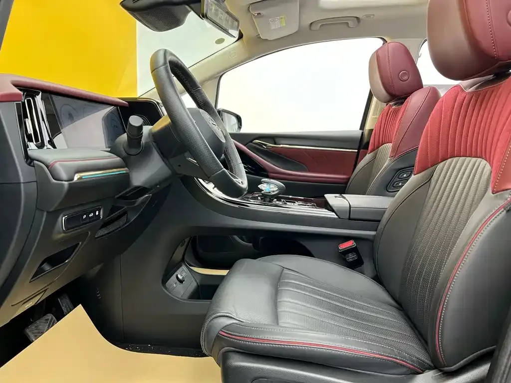 GAC Motor Trumpchi E9 — фото 5