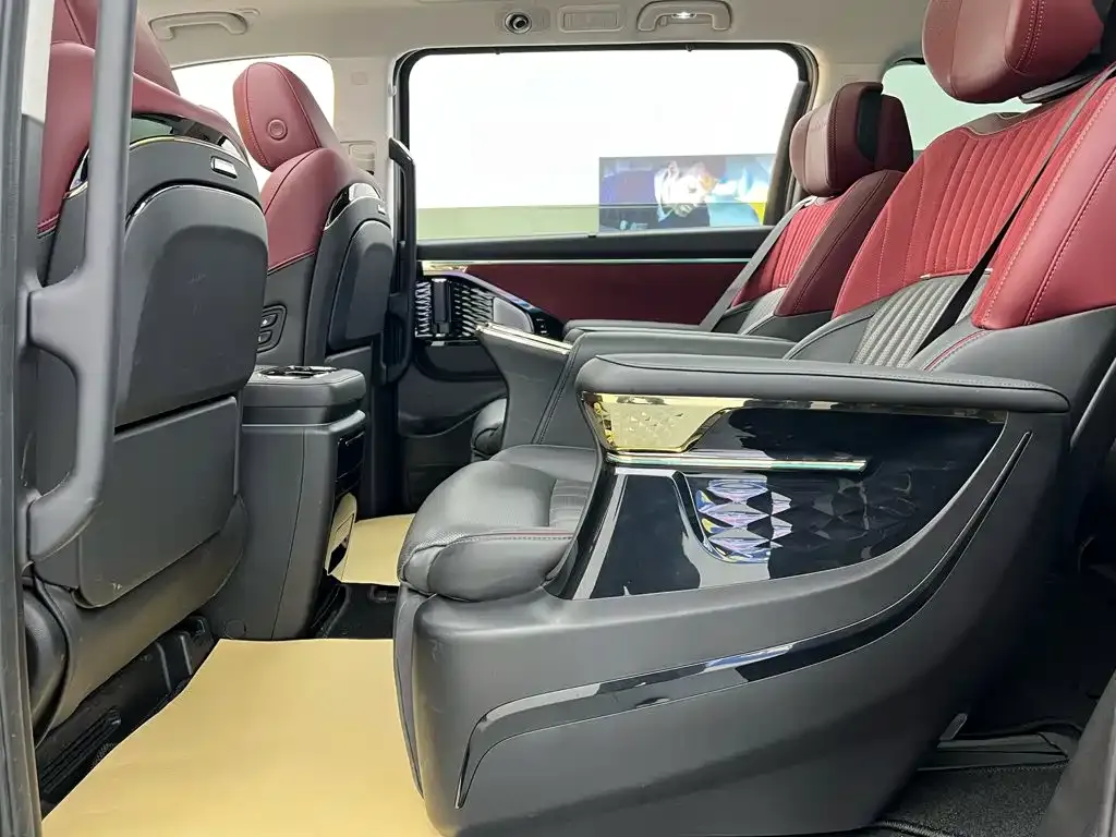 GAC Motor Trumpchi E9 — фото 7