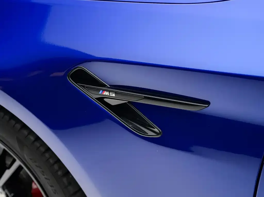 BMW M5 — фото 5