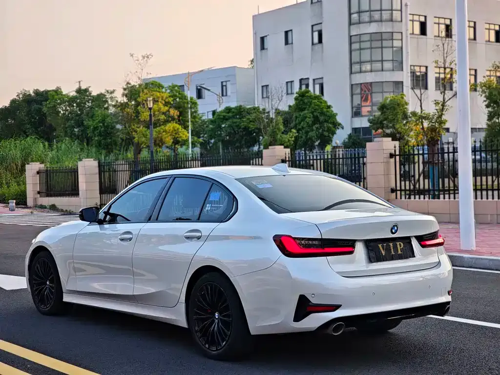BMW 3 Series — фото 2