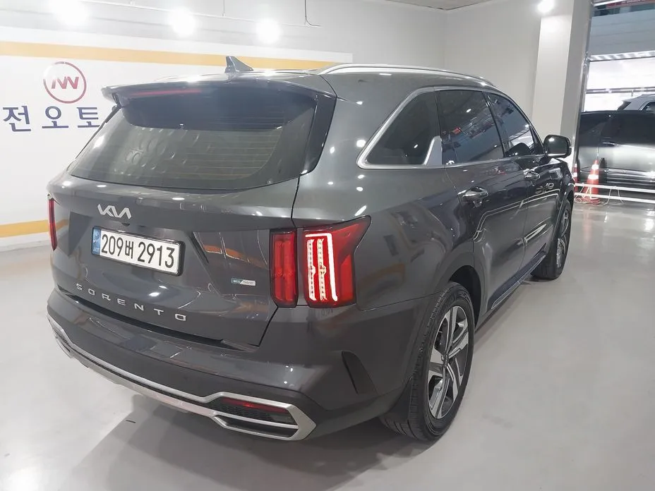 Kia Sorento — фото 4