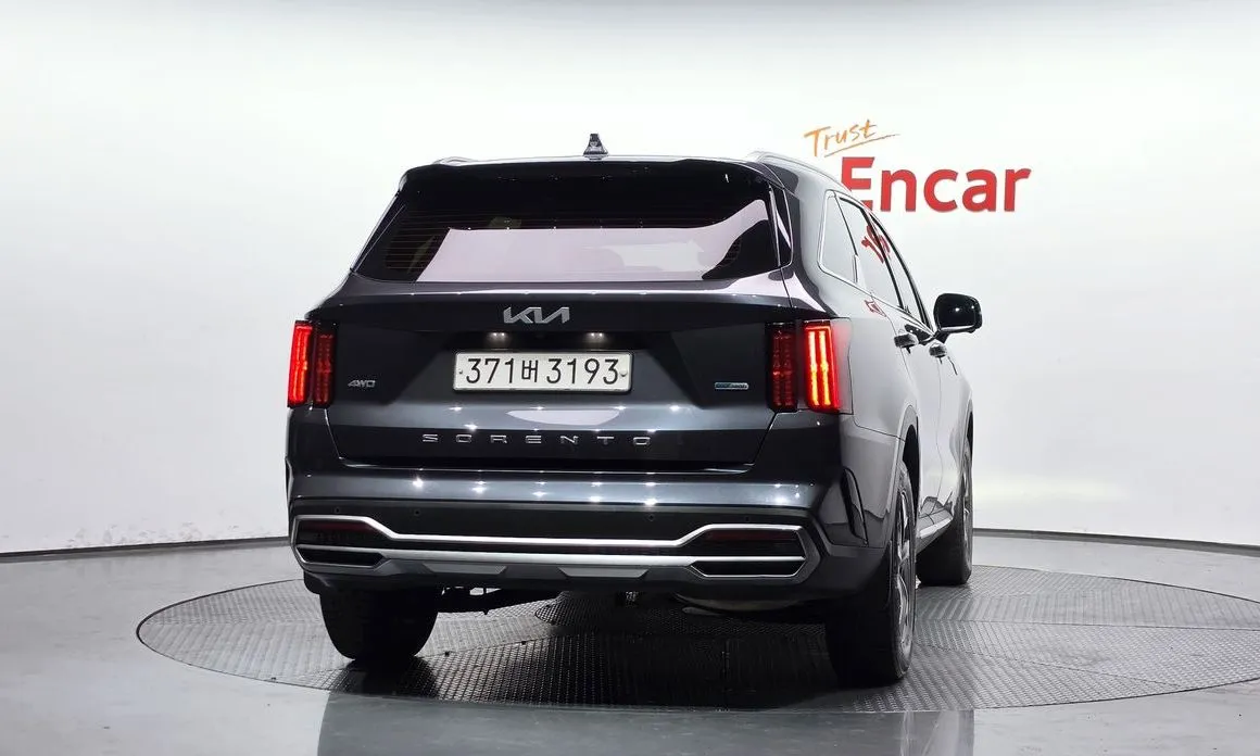 Kia Sorento — фото 10