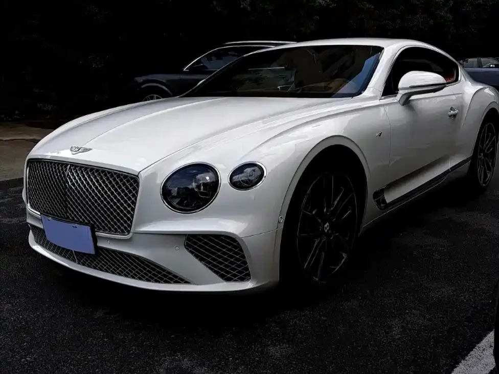 Bentley Continental — фото 1