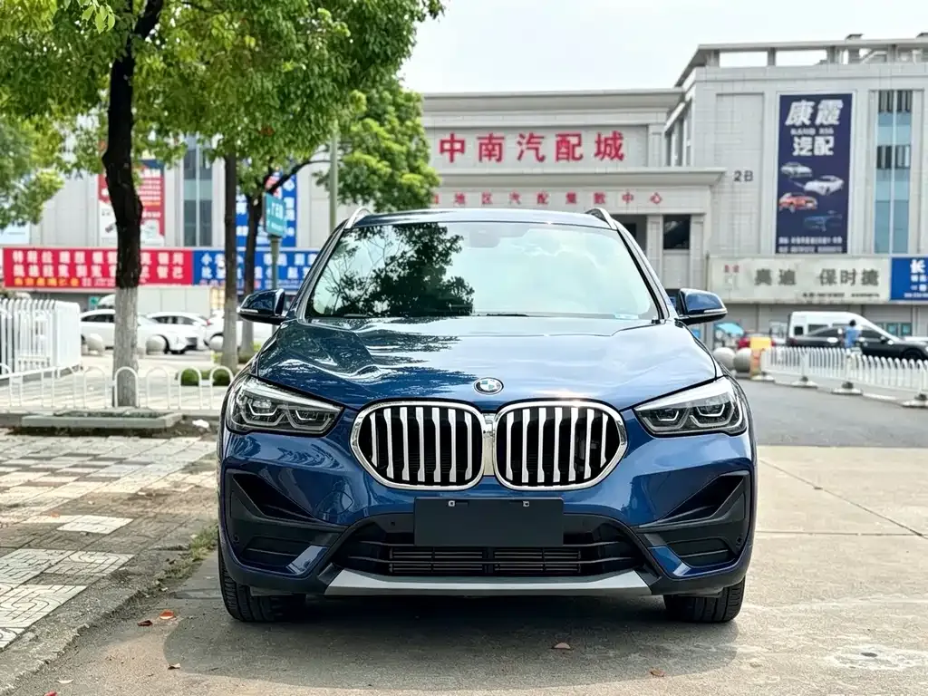BMW X1 — фото 3