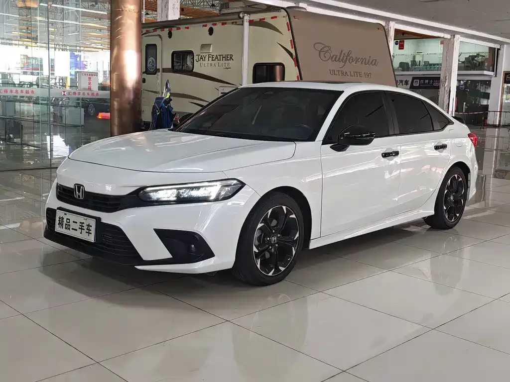 Honda Civic — фото 1
