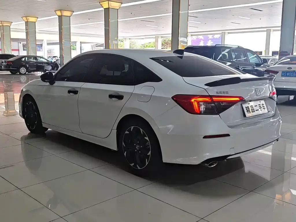 Honda Civic — фото 10