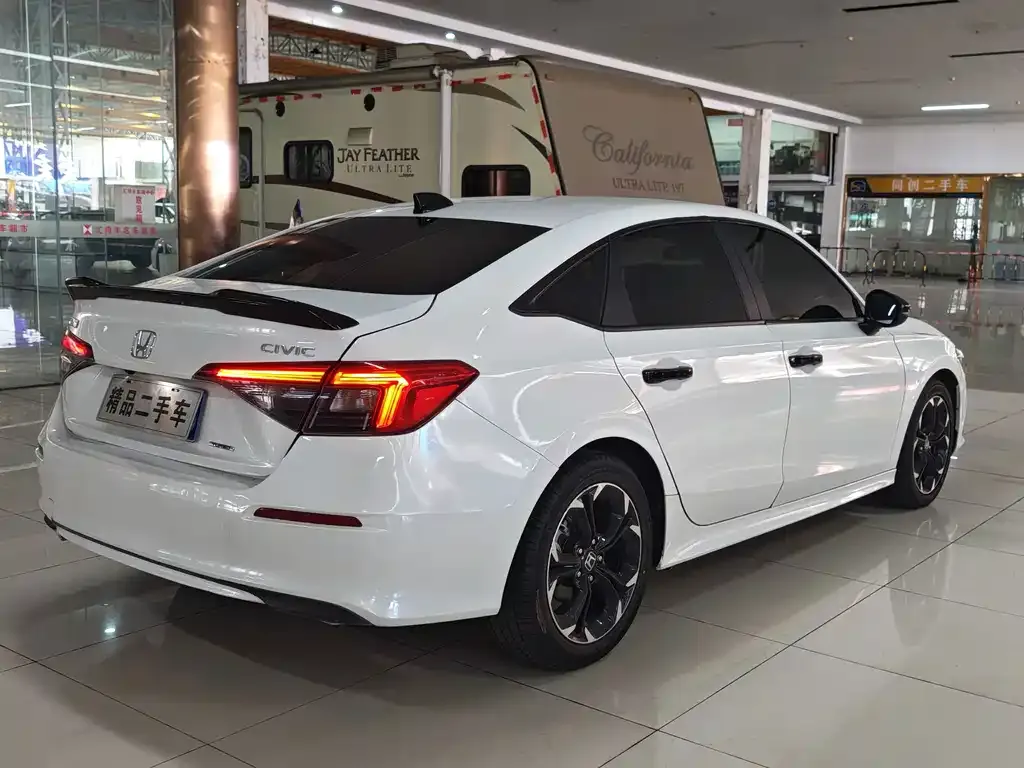 Honda Civic — фото 6
