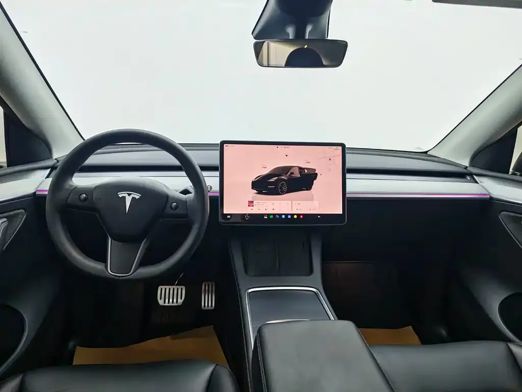 Tesla Model Y — фото 4