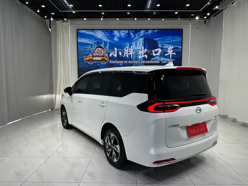 GAC Motor Trumpchi M6 — фото 2
