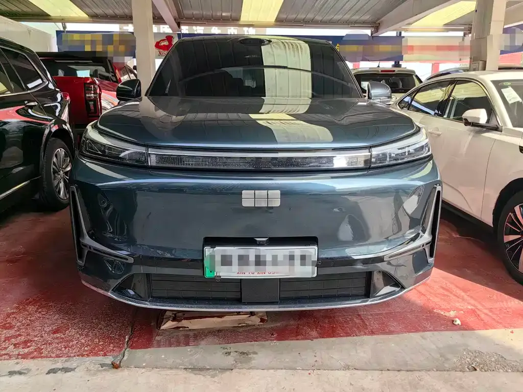 Geely Galaxy M9 — фото 9