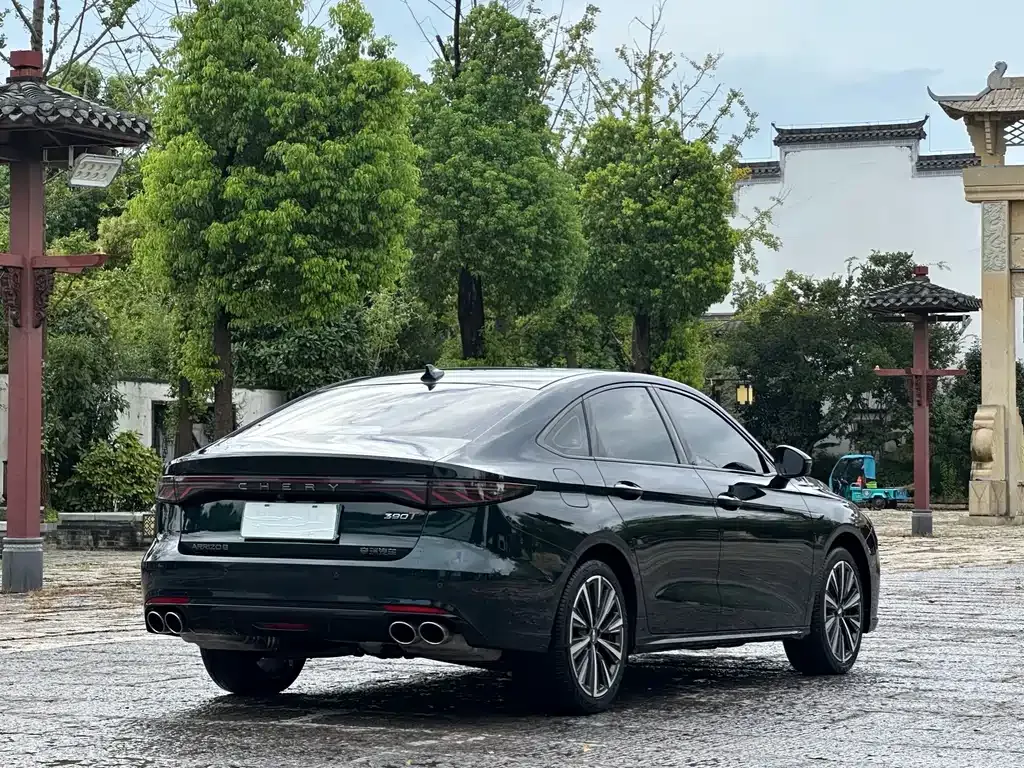 Chery Arrizo 8 PRO — фото 8