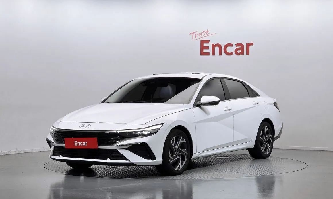 Hyundai AVANTE — фото 1