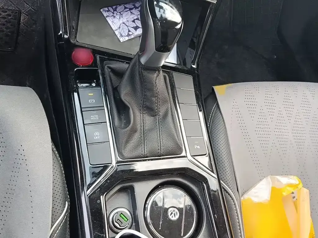 Volkswagen Passat — фото 8