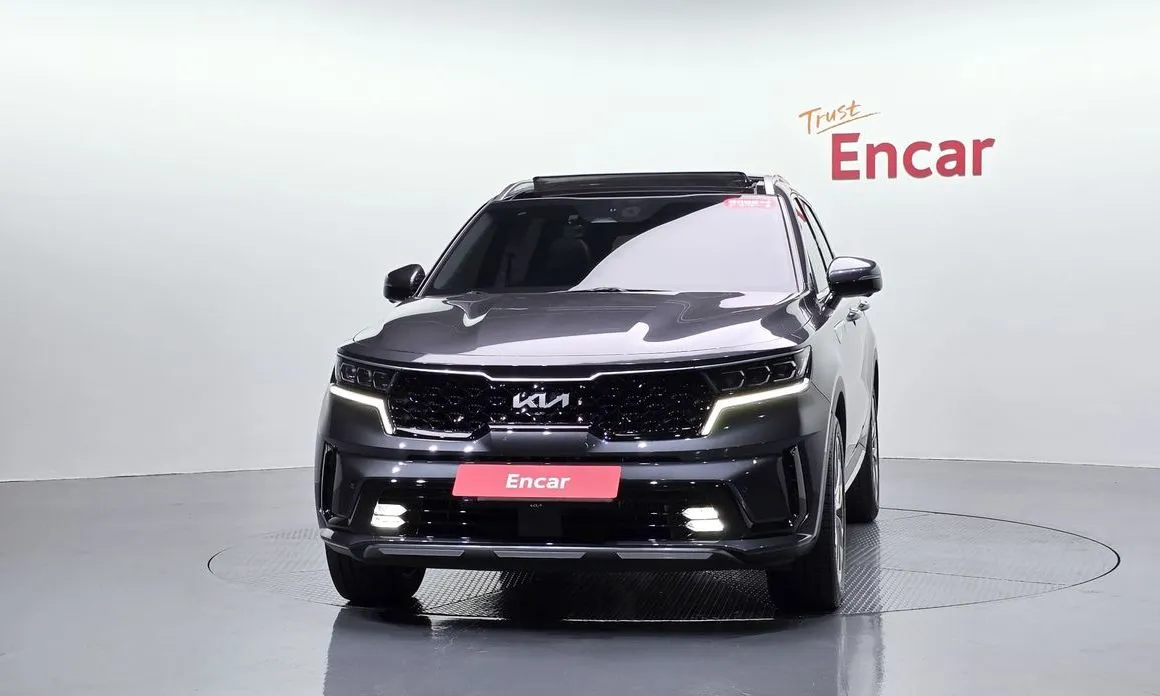 Kia Sorento — фото 10