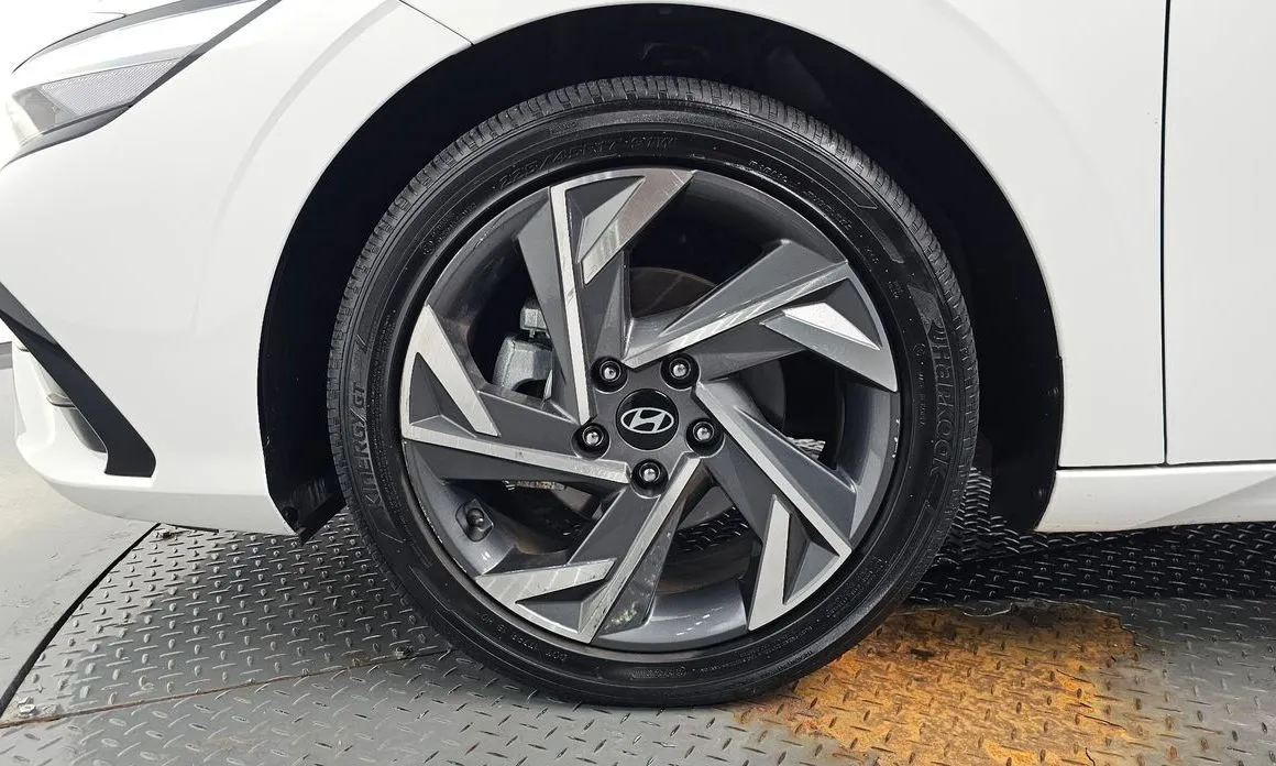 Hyundai AVANTE — фото 7