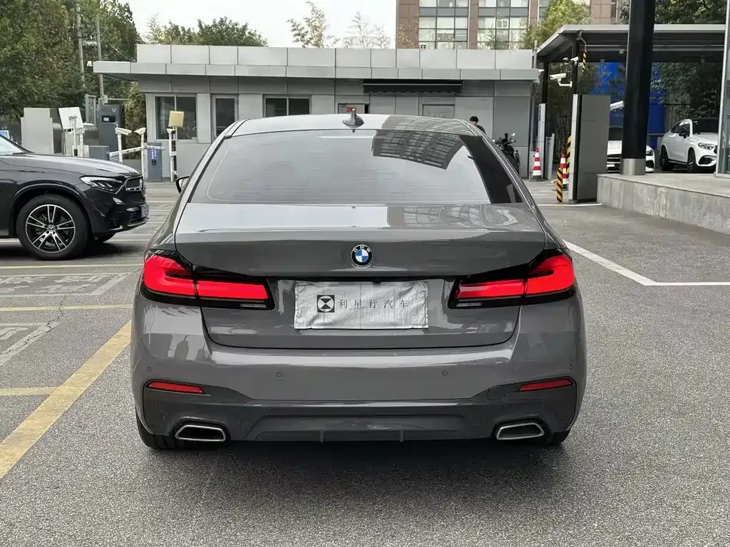 BMW 5 Series (Import) — фото 9
