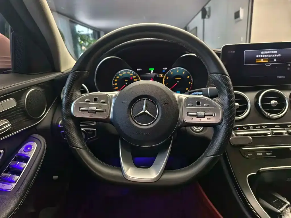 Mercedes-Benz C-Class — фото 6