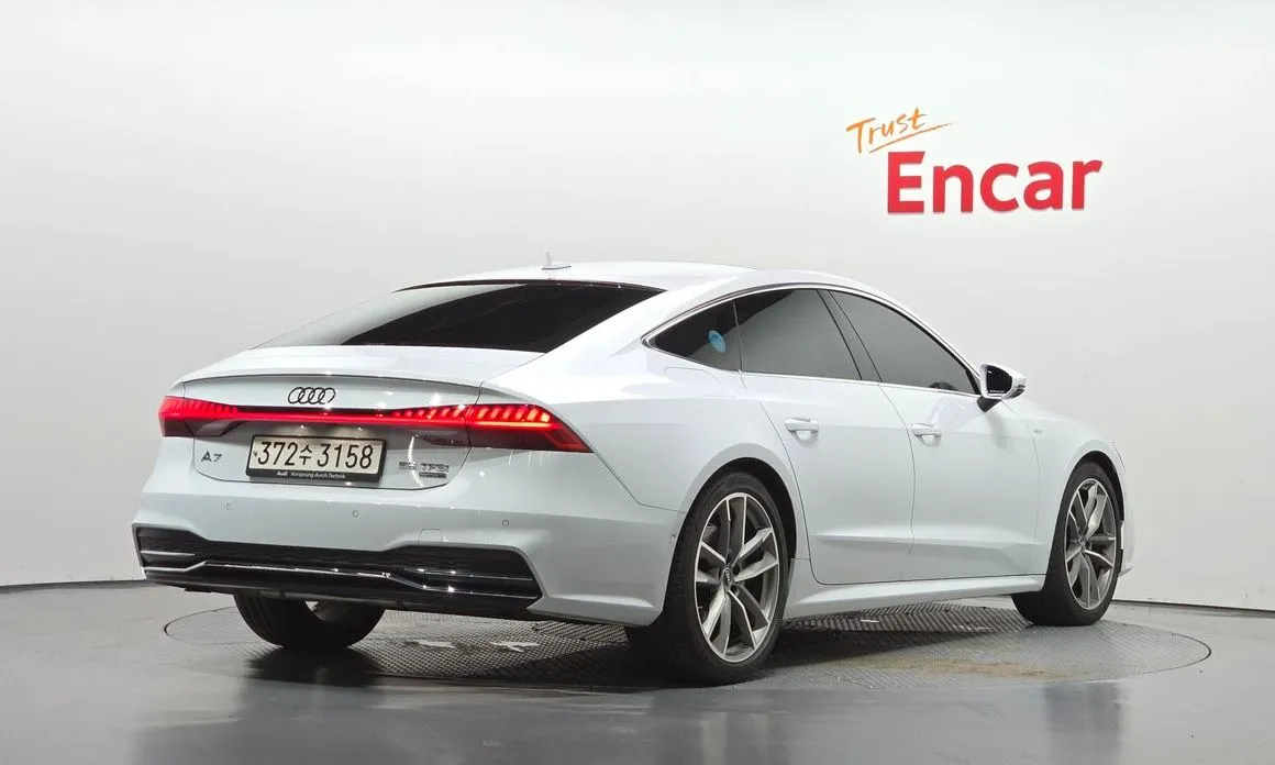 Audi A7 — фото 5