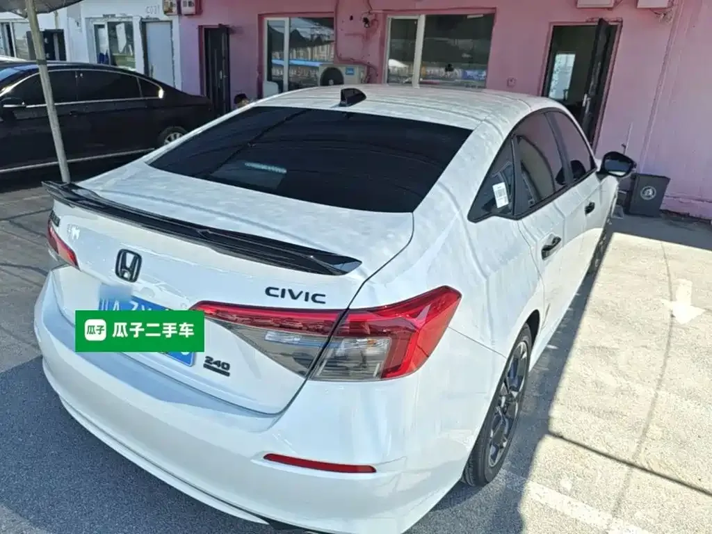 Honda Civic — фото 8