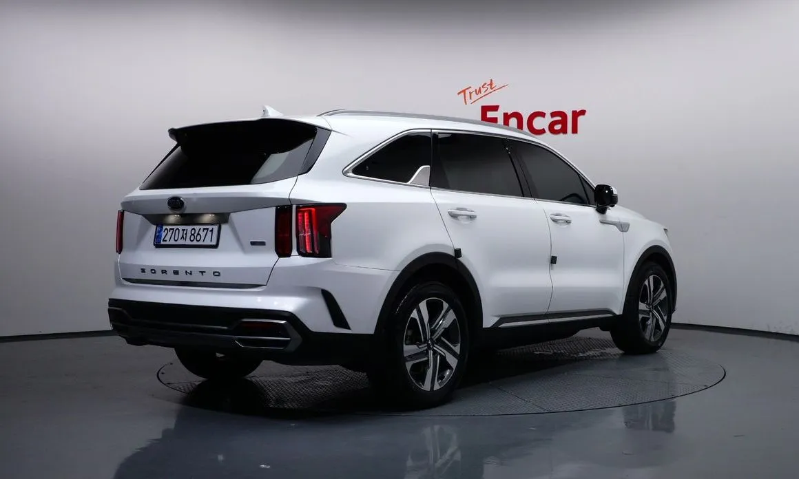 Kia Sorento — фото 4