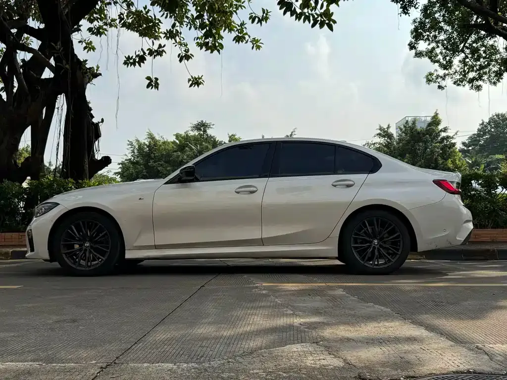BMW 3 Series — фото 10
