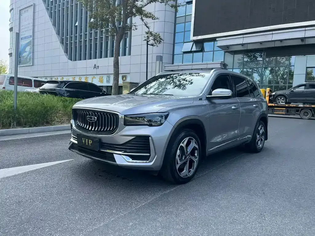 Geely Xingyue L — фото 1