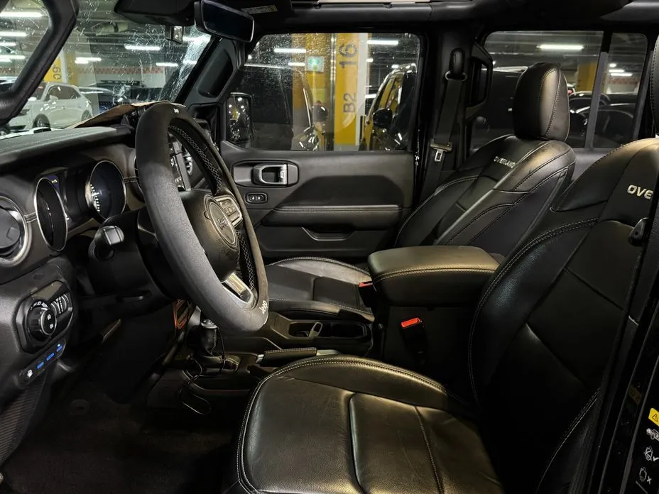 Jeep Wrangler — фото 6