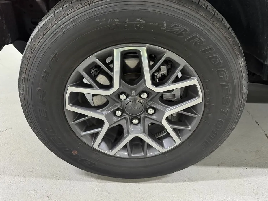 Jeep Wrangler — фото 10