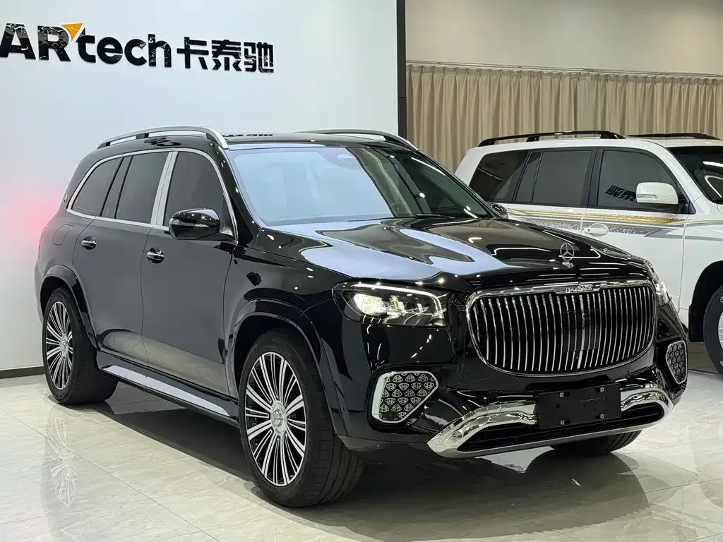 Mercedes-Benz GLS — фото 10