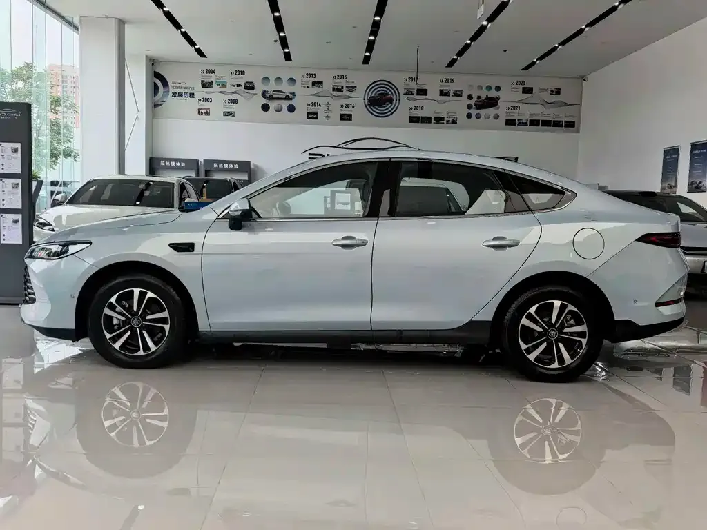 BYD Qin PLUS — фото 6