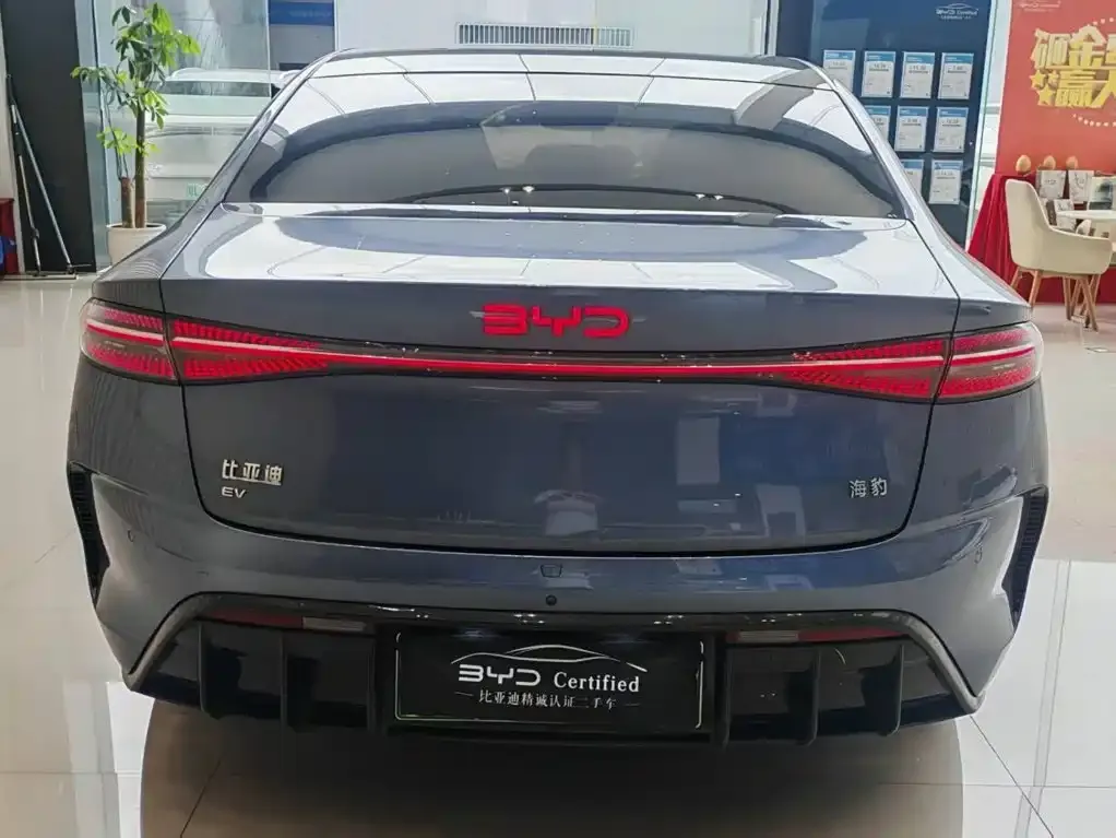 BYD Seal — фото 4