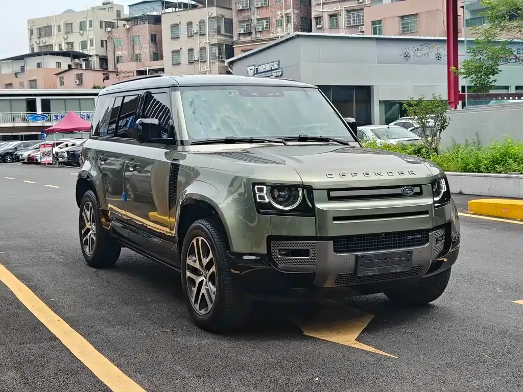 Land Rover Defender — фото 10